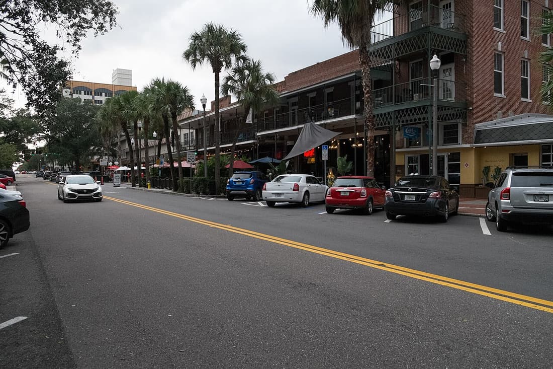 Bavaro's Pizza Napoletana & Pastaria compare hub