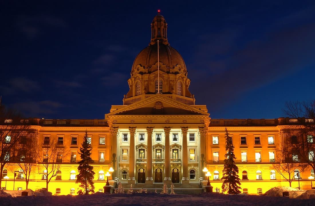 Edmonton, AB Canada — travel guide