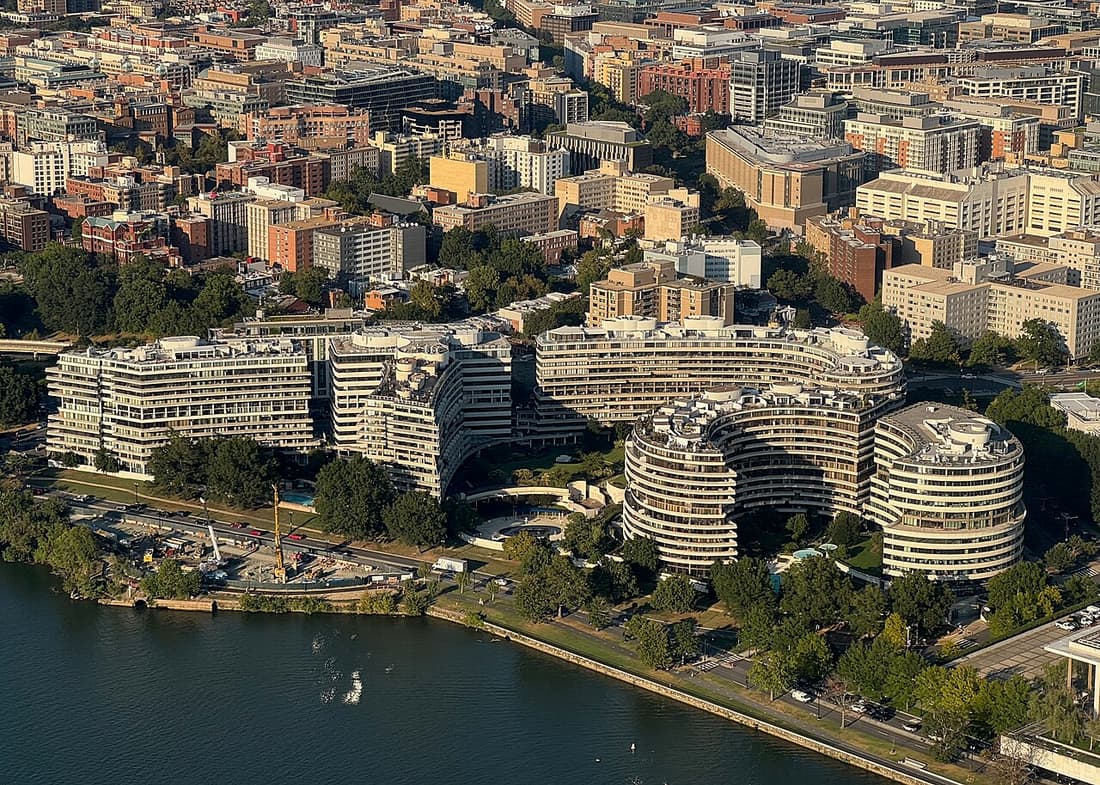 The Watergate Hotel compare hub