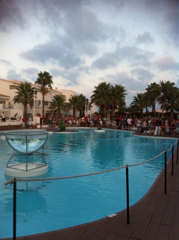 Ushuaïa Ibiza Beach Hotel compare hub