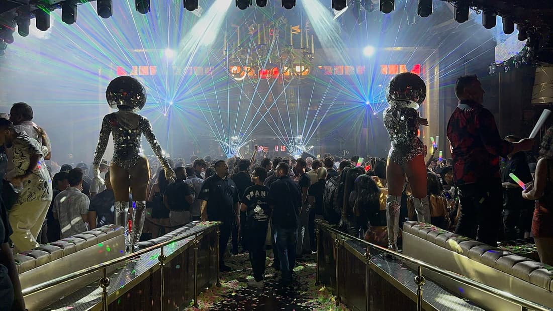 XS Nightclub at Encore compare hub