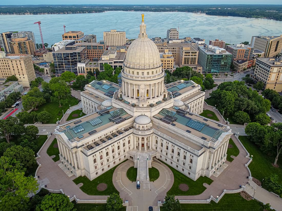 Wisconsin State Capitol compare hub