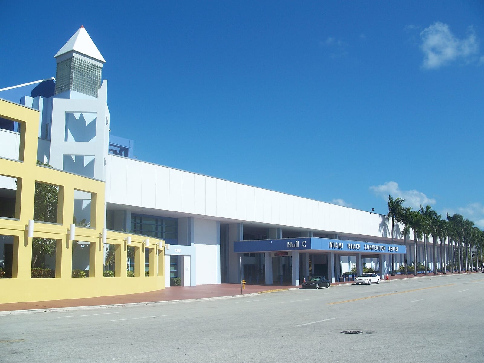 Art Basel Miami Beach 2024 compare hub