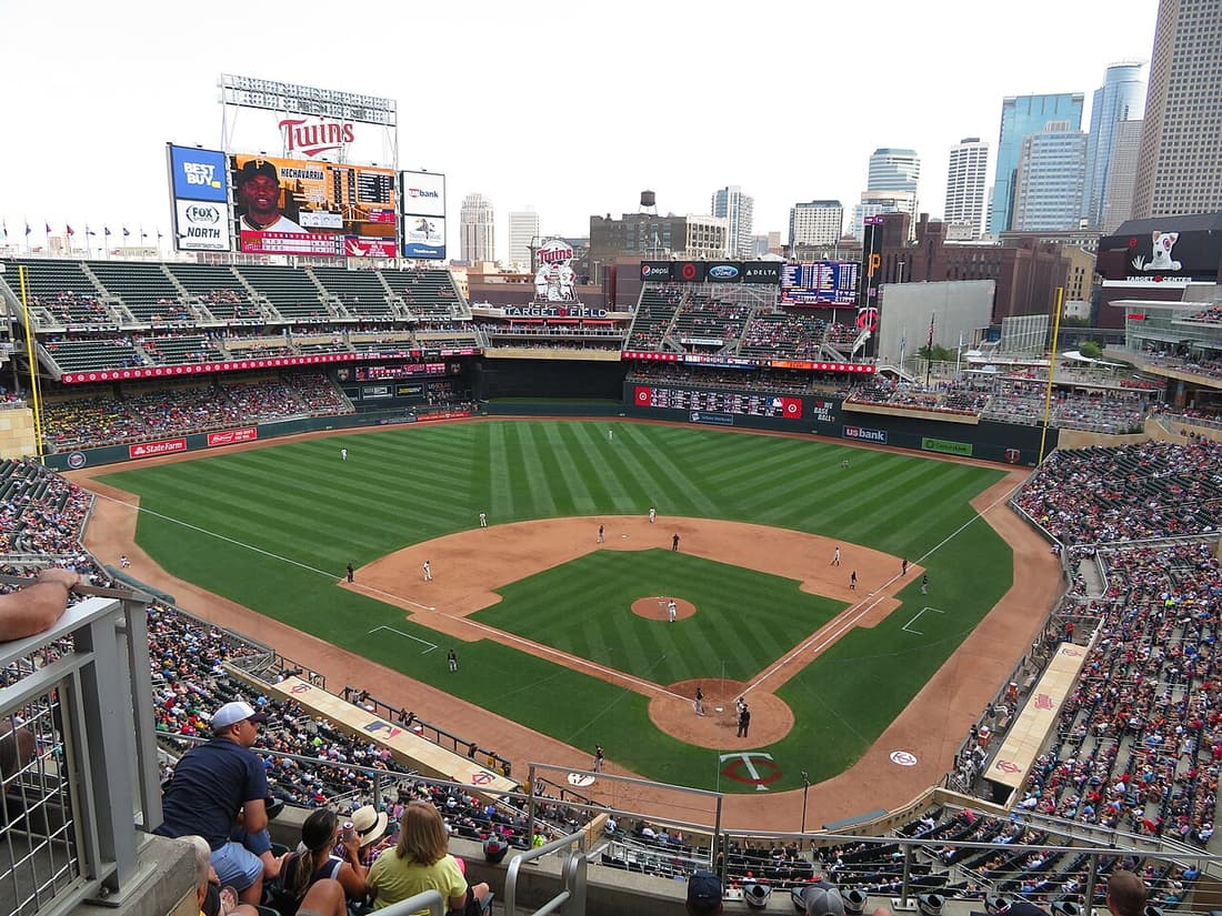 Target Field compare hub