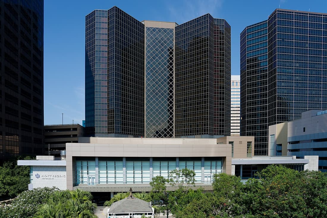 Hyatt Regency New Orleans compare hub