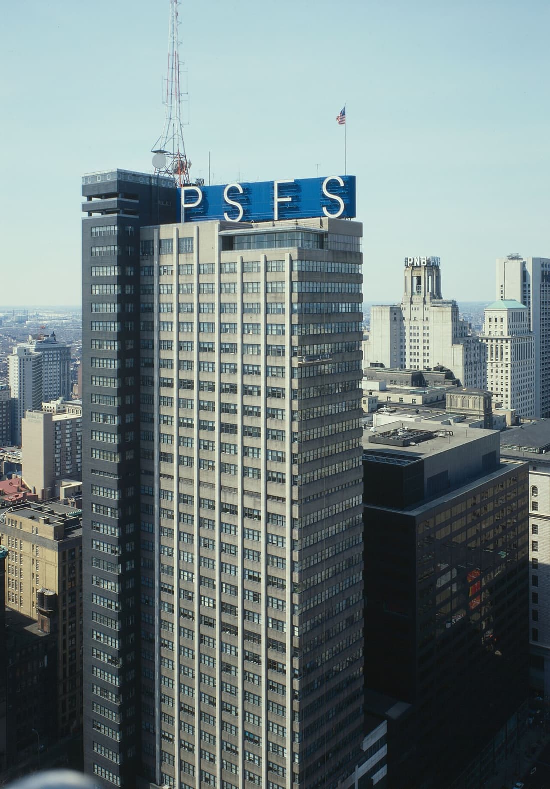 Loews Philadelphia Hotel compare hub