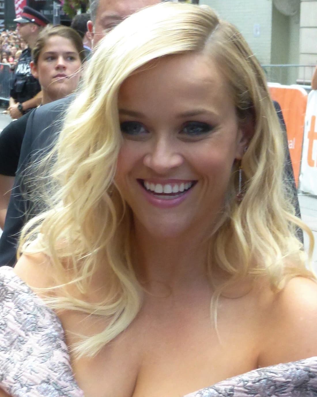 Reese Witherspoon compare hub