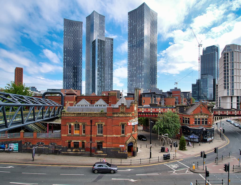 Manchester,  England — travel guide