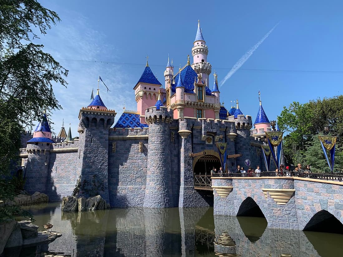 Anaheim, CA USA — travel guide