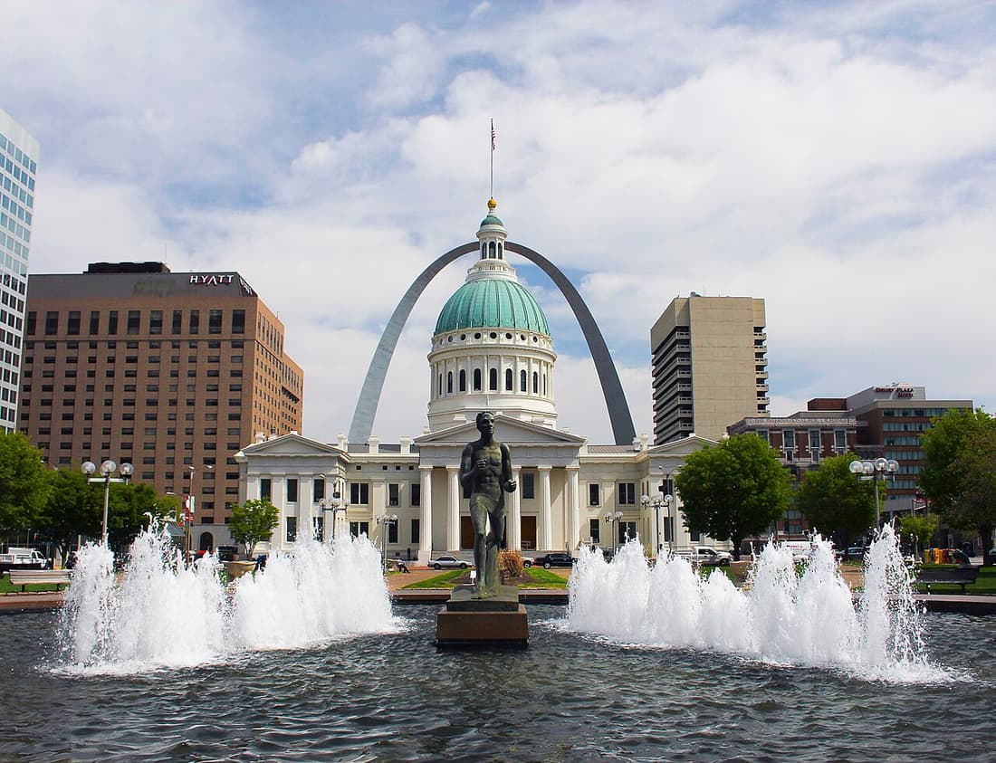 St. Louis, MO USA — travel guide