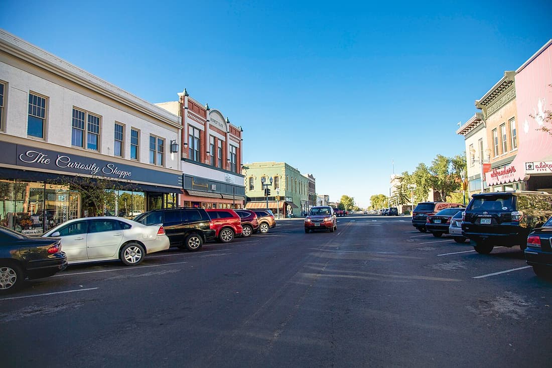Laramie, WY USA — travel guide